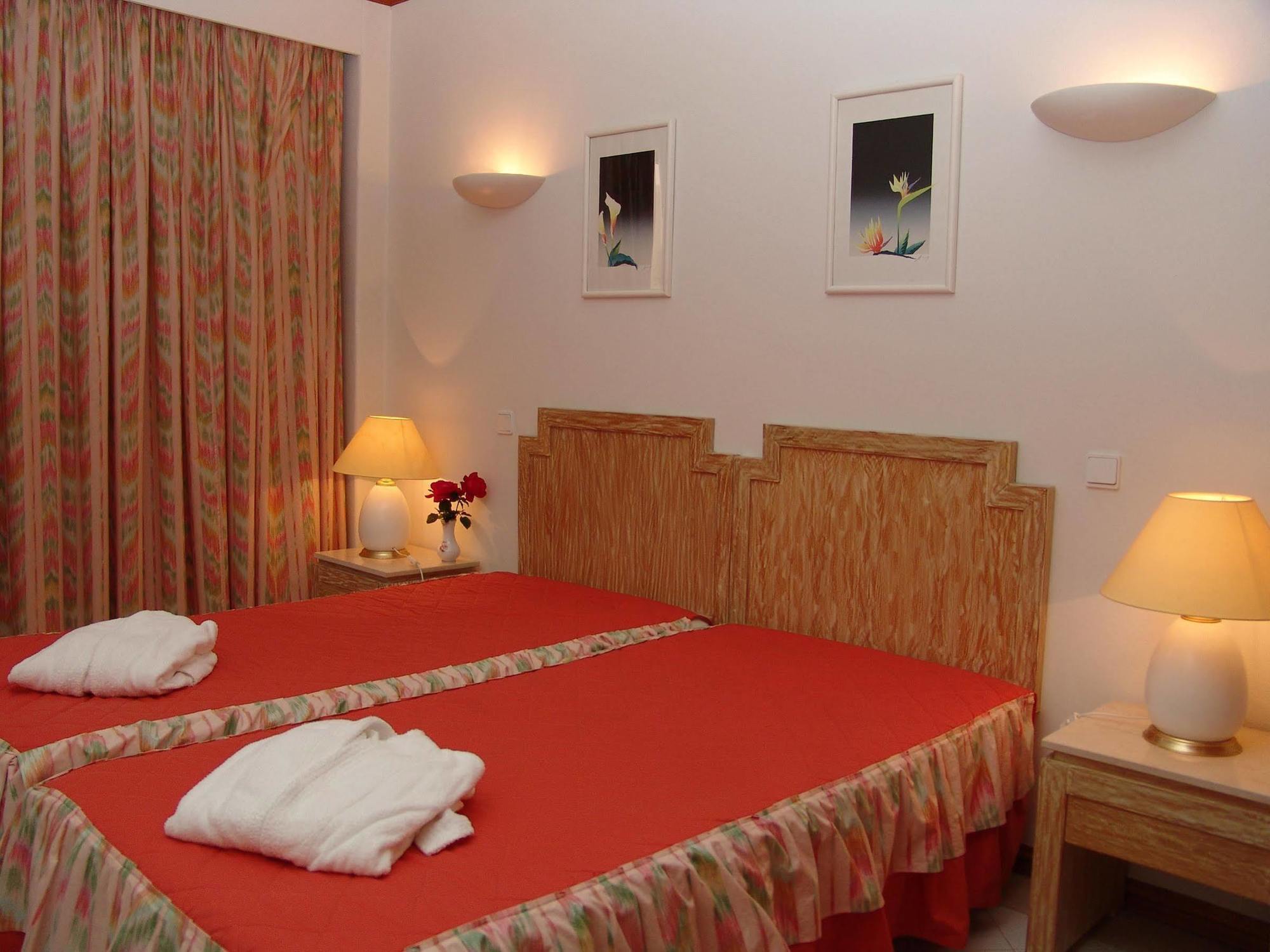 Luna Clube Oceano Albufeira Rom bilde